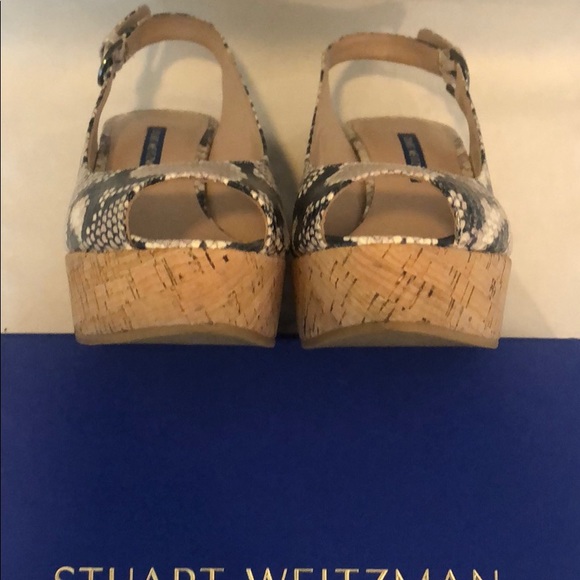 Stuart Weitzman Sz 6.5 in Snake print Wedge - Picture 10 of 12
